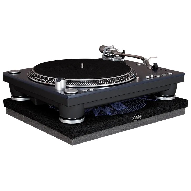 IsoTone-with-Turntable-1k-web__92490.webp