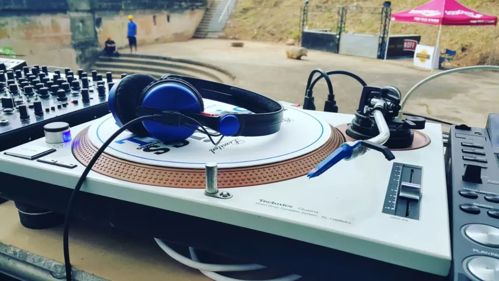 technics 1200 MK2 (Alquiler)