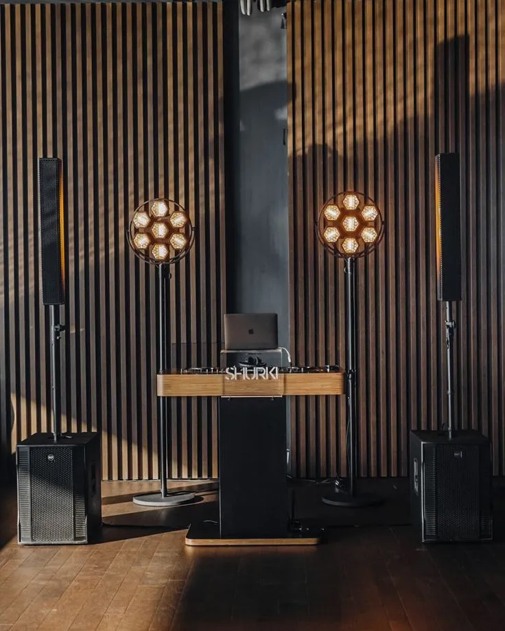 Montaje DJ Solution 25