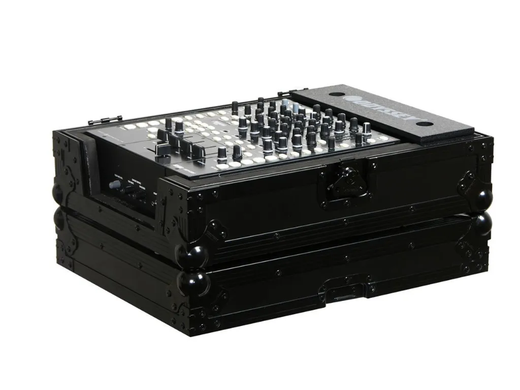 Maleta Flight Case. Oddysey para DJM900nsx2
