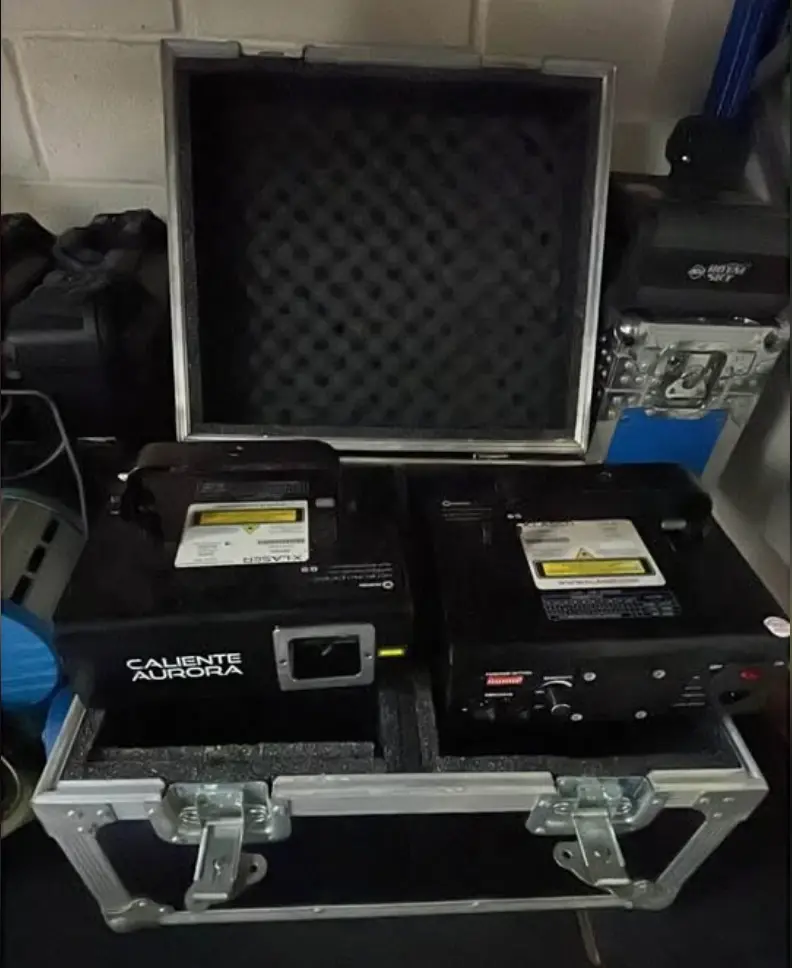 2. X-Láser caliente Aurora 1.5mhu– Efecto Visual Espectacular con su caja protectora