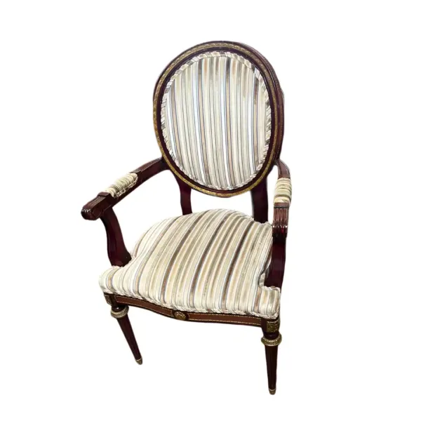 Silla Luis XV Con Brazos Tapiz Con Diseño