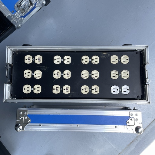Caja eléctrica de 110V (24 tomas de 63A) 