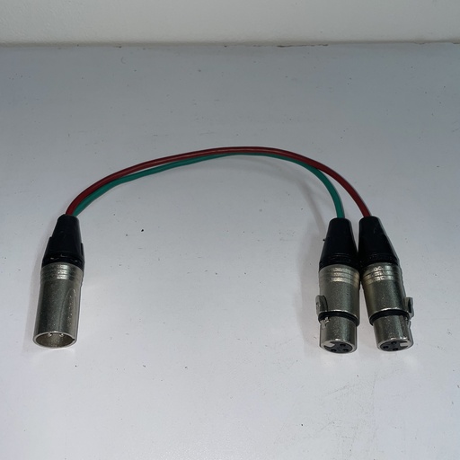 Cable Y XLR macho a 2 XLR hembra